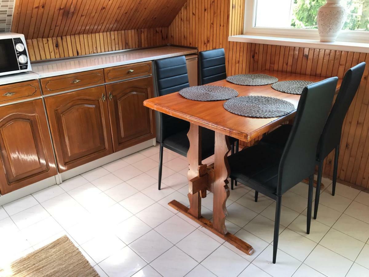 Rozsavoelgy Apartman Balatonlelle Eksteriør bilde