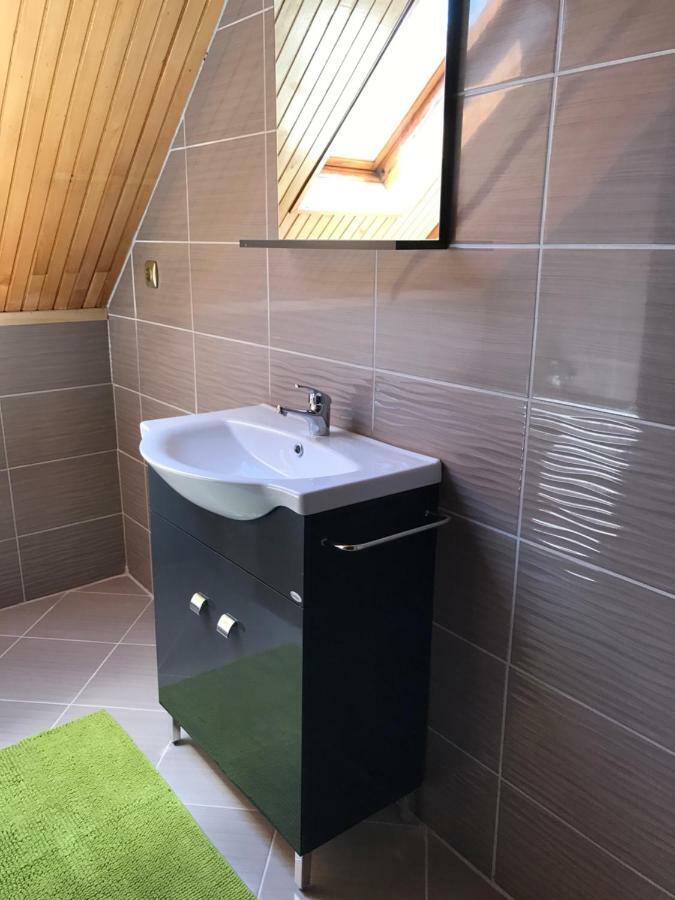 Rozsavoelgy Apartman Balatonlelle Eksteriør bilde