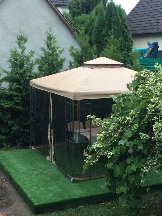 Rozsavoelgy Apartman Balatonlelle Eksteriør bilde